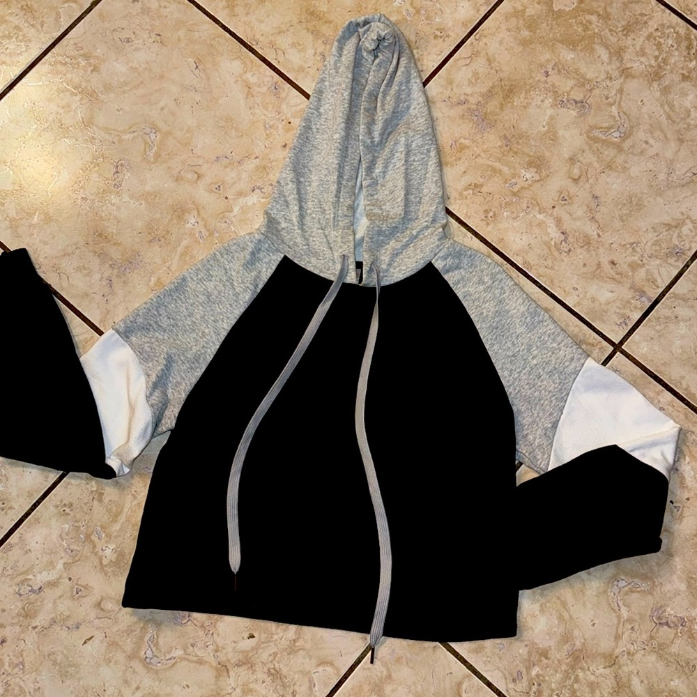 Cropped Hoodie